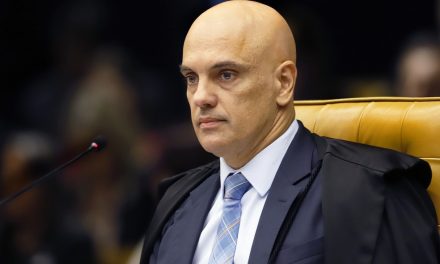 Ministro do STF Alexandre de Moraes recebe ministro da Justiça em São Paulo