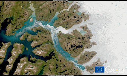 Pico mais alto da Groenlândia registra chuva pela primeira vez