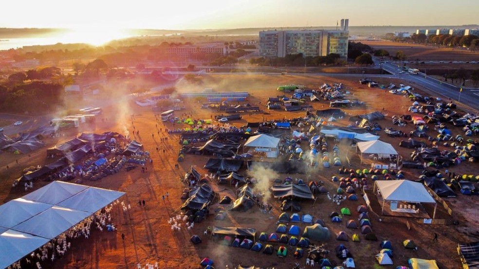 Indígenas decidem ficar acampados em Brasília até 2 de setembro