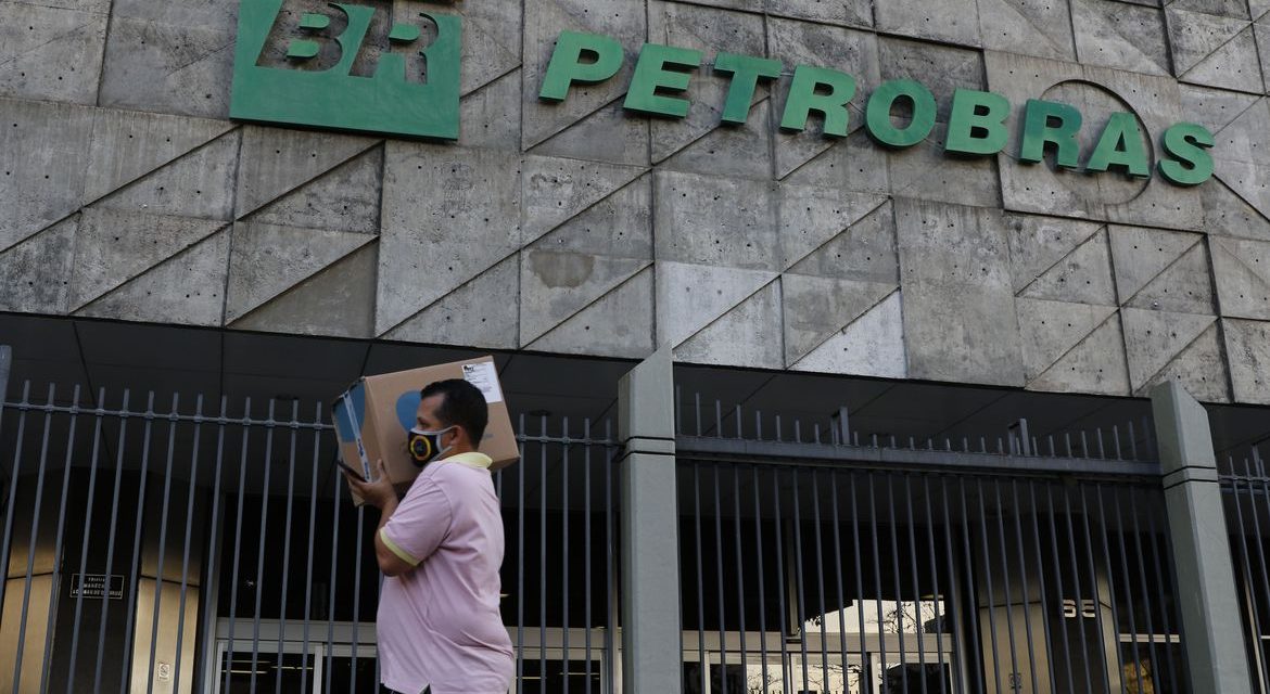 Petrobras inicia processo de venda dos campos de Uruguá e Tambaú
