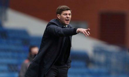 Gerrard é anunciado como técnico do Aston Villa após deixar Rangers