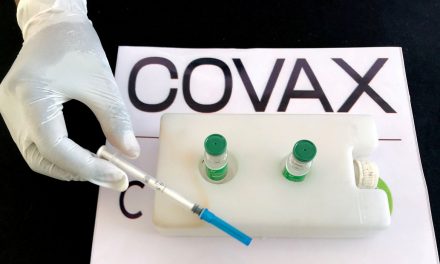 Maioria de vacinas doadas à África tem validade curta, dizem entidades