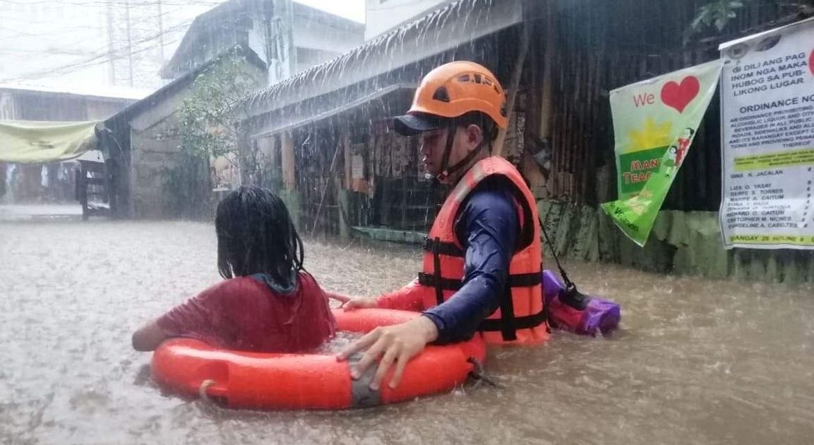 Supertufão Rai atinge as Filipinas; milhares são retirados de casas