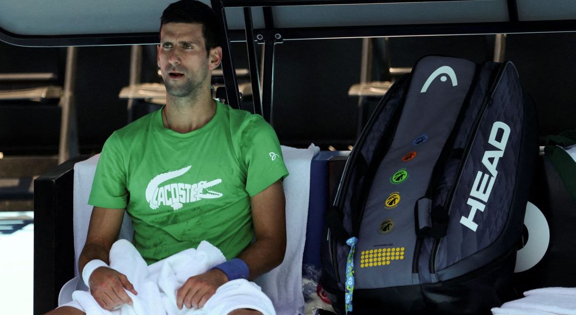 Espanha pede que Djokovic dê exemplo e tome vacina contra a covid-19
