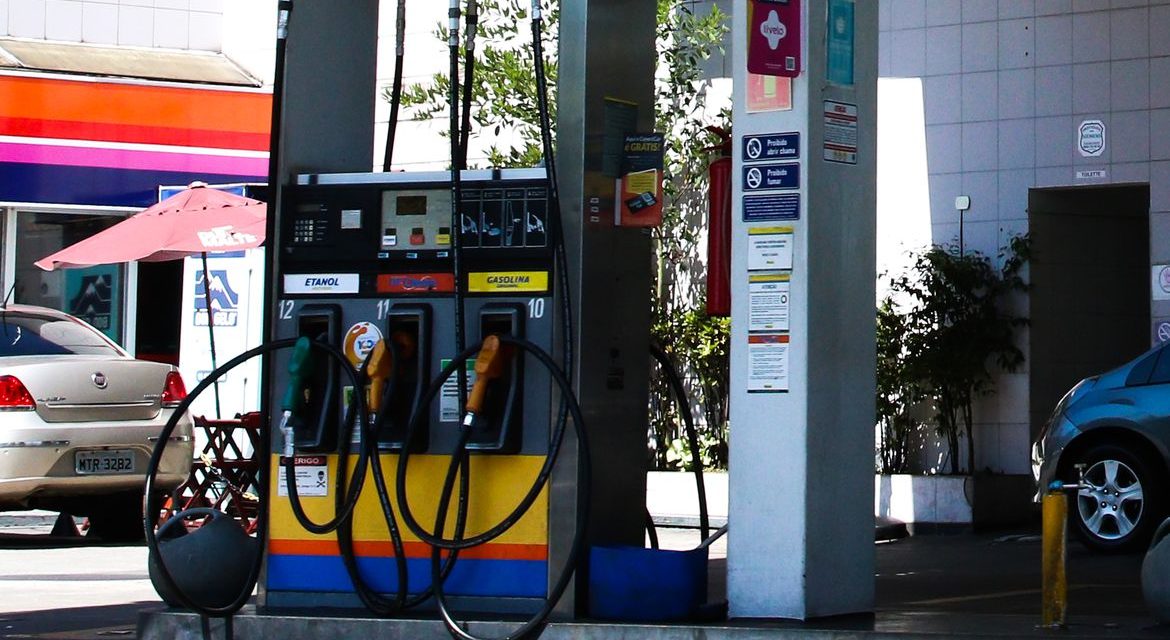 Governo vai ao STF para suspender resolução do Confaz sobre diesel