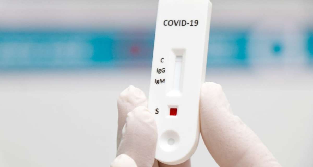 Covid-19: testes rápidos estão incluídos nos planos de saúde