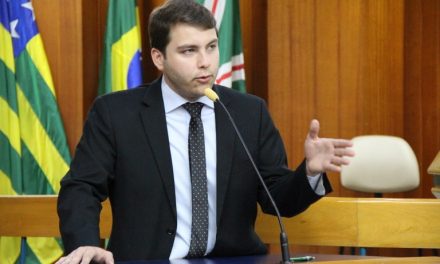 Lucas Kitão propõe alteração no cálculo do IPTU