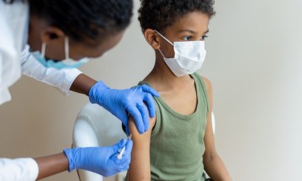 Lote de 754 mil doses da CoronaVac vai reforçar vacinação de crianças