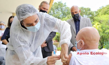 Prefeitura de Goiânia tem 42 pontos de vacinação contra Covid-19 no Dia D, sábado, 19
