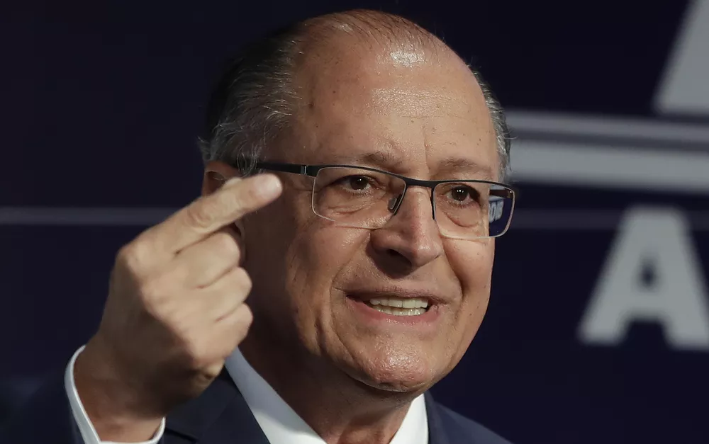 Alckmin confirma filiação ao PSB e abre caminho para ser vice de Lula