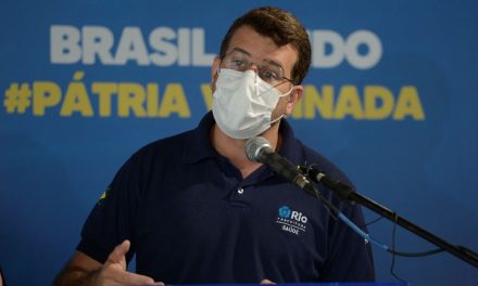 Covid-19 já é endemia, diz secretário de Saúde do Rio