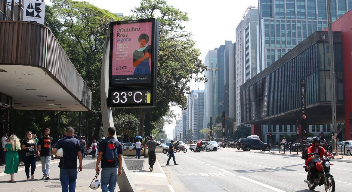 São Paulo ganha decreto que pune discriminação contra a mulher