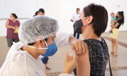Prefeitura de Goiânia disponibiliza seis pontos de vacinação contra Covid-19, neste sábado, 19