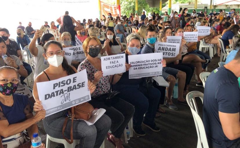 Justiça determina fim da greve de professores em Goiânia