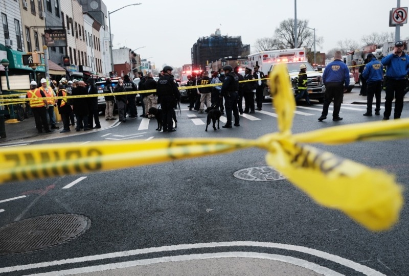 Ataque a tiros no Metrô de Nova York deixa ao menos 13 feridos