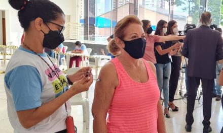 Prefeitura de Goiânia disponibiliza drive-thru para vacinação contra Influenza e Covid-19