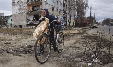 Relatório da Anistia Internacional atribui crimes de guerra à Rússia
