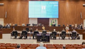 Após jurado passar mal, júri dos acusados de matar Valério Luiz é adiado pela 4ª vez