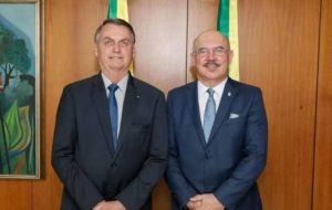 Campanha de Bolsonaro vive pior momento com prisão de ex-ministro, dizem aliados