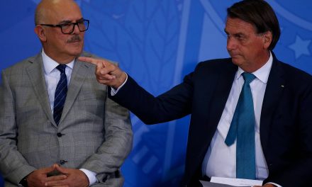 STF decreta sigilo em inquérito que avalia suposta interferência de Bolsonaro em investigação do MEC
