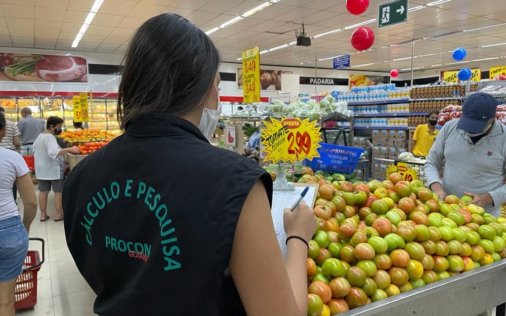 Procon Goiânia aponta queda de 6,74% no preço da cesta básica