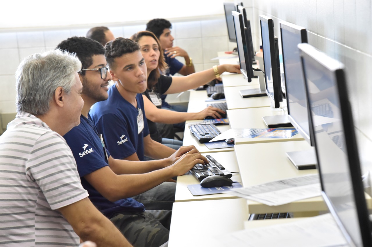 Senac e Seduc oferecem 2 mil vagas gratuitas em cursos profissionalizantes e preparatório para Enem