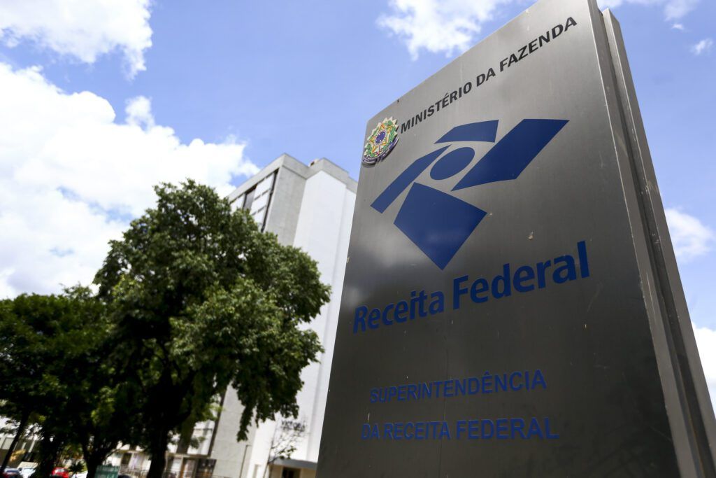 Arrecadação federal chega a R$ 172,31 bilhões em agosto