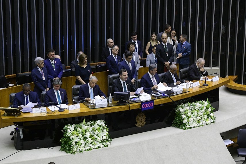 Congresso Nacional: sessão pelo Bicentenário é marcada por defesa da democracia