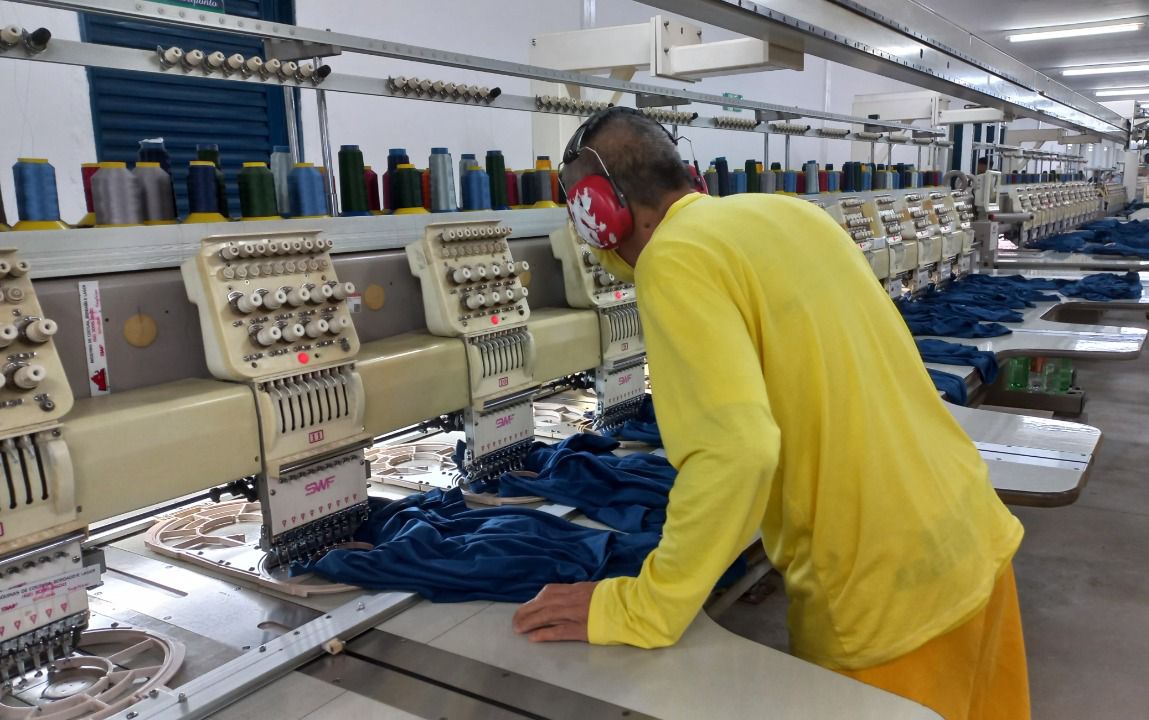 Goiás tem 3,5 mil presos que trabalham e 3,3 mil que estudam