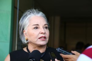 Ex-deputada federal, Dona Iris recebe alta de hospital em Goiânia