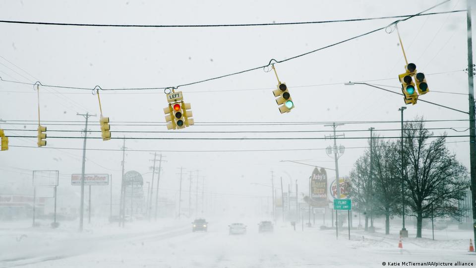 Tempestade de inverno deixa ao menos 17 mortos nos EUA