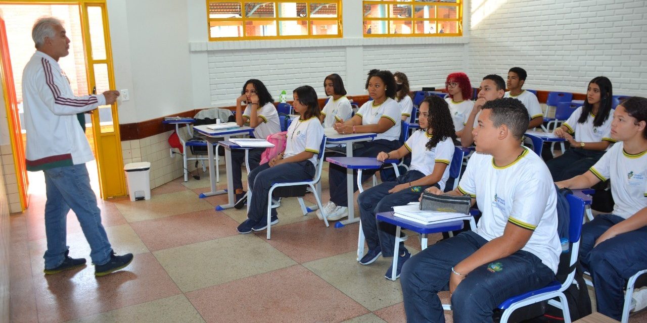 Aulas na rede estadual de educação de Goiás começam nesta quarta-feira