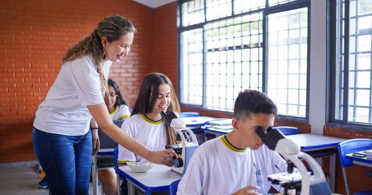 Governo de Goiás publica resultado final do concurso para professores
