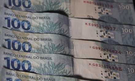 Impostos pagos por brasileiros em 2022 passam de R$ 2,8 trilhões