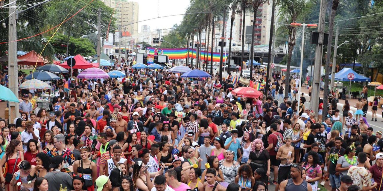 Prefeitura de Goiânia encerra programação de Carnaval, que reúne 20 mil pessoas em seis dias de Secult Folia