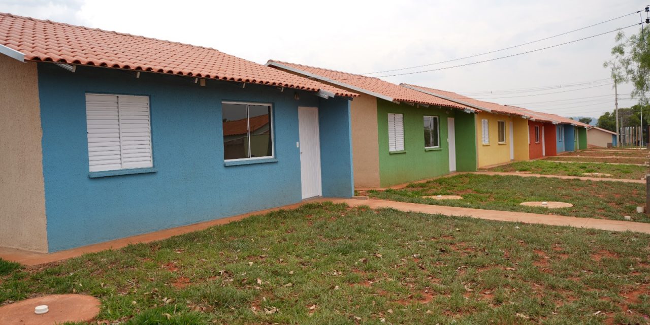 Programa abre inscrições para casas a custo zero em mais cinco municípios goianos