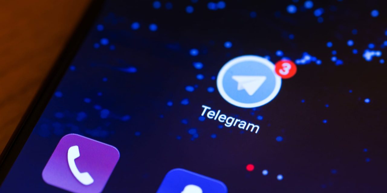 Telegram não entrega dados completos à PF sobre neonazistas, e Justiça determina suspensão da plataforma no país