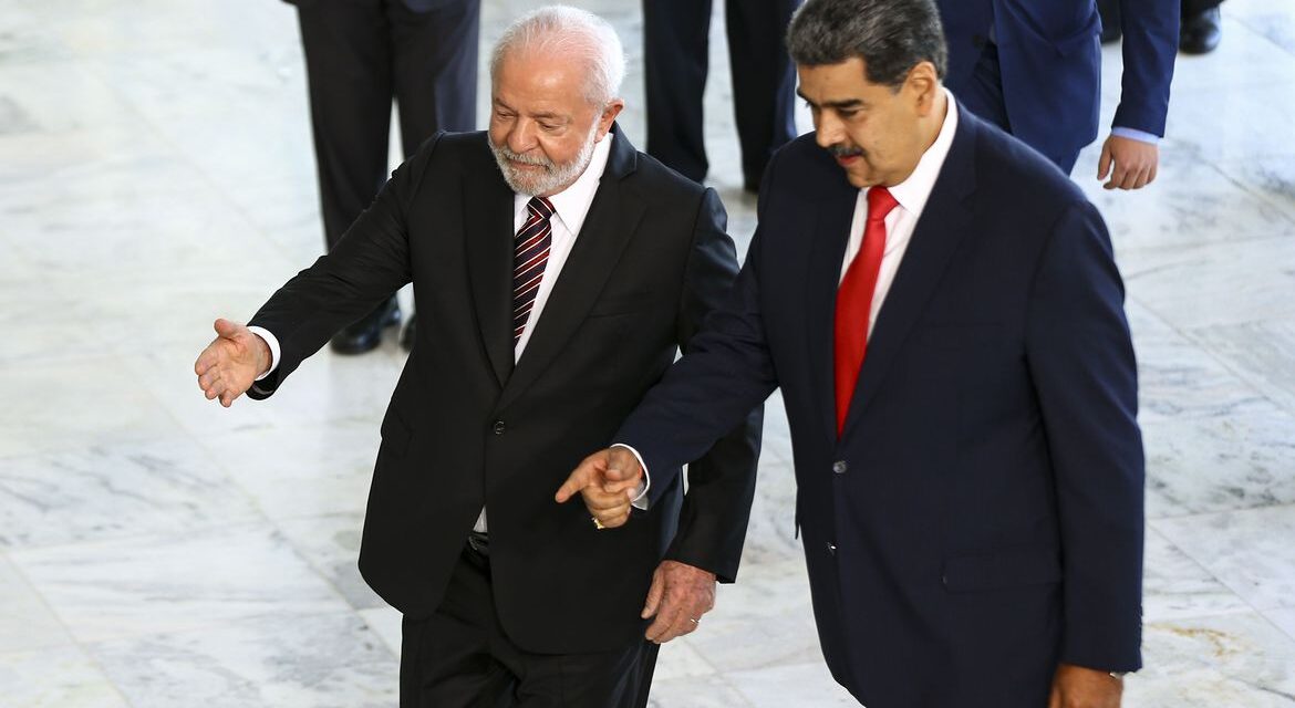 Lula diz que retomada de relação com Venezuela é plena