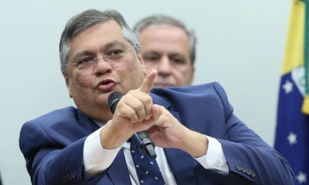 Manipulação no futebol: Ministro Flávio Dino afirma que PF vai apurar fraudes em jogos
