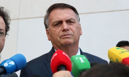 Bolsonaro presta depoimento nesta tarde na Polícia Federal