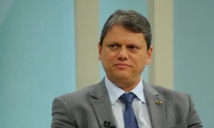 Tarcísio é denunciado à ONU por operações letais em São Paulo