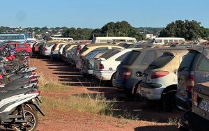 Leilão do Detran-GO terá quase 2 mil veículos