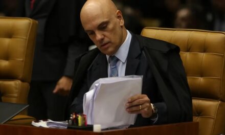 Moraes eleva multa contra rede social X por descumprimento de decisão