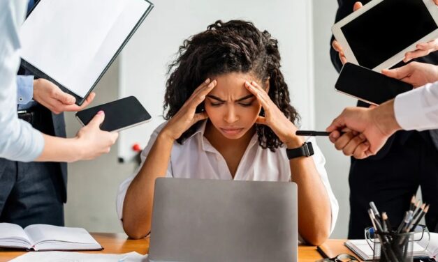 Saúde mental: denúncias de assédio no ambiente de trabalho crescem 70,62%, em Goiás