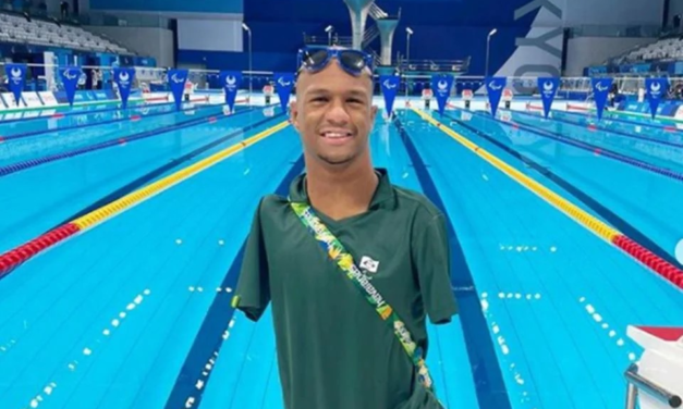 Nadador Gabriel Araújo conquista 1º ouro do Brasil na Paralimpíada