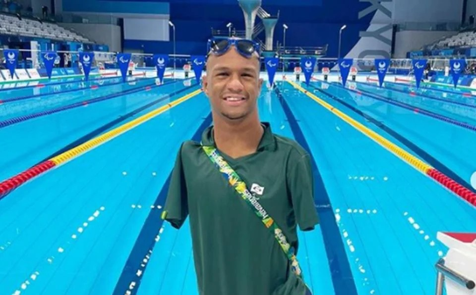 Nadador Gabriel Araújo conquista 1º ouro do Brasil na Paralimpíada