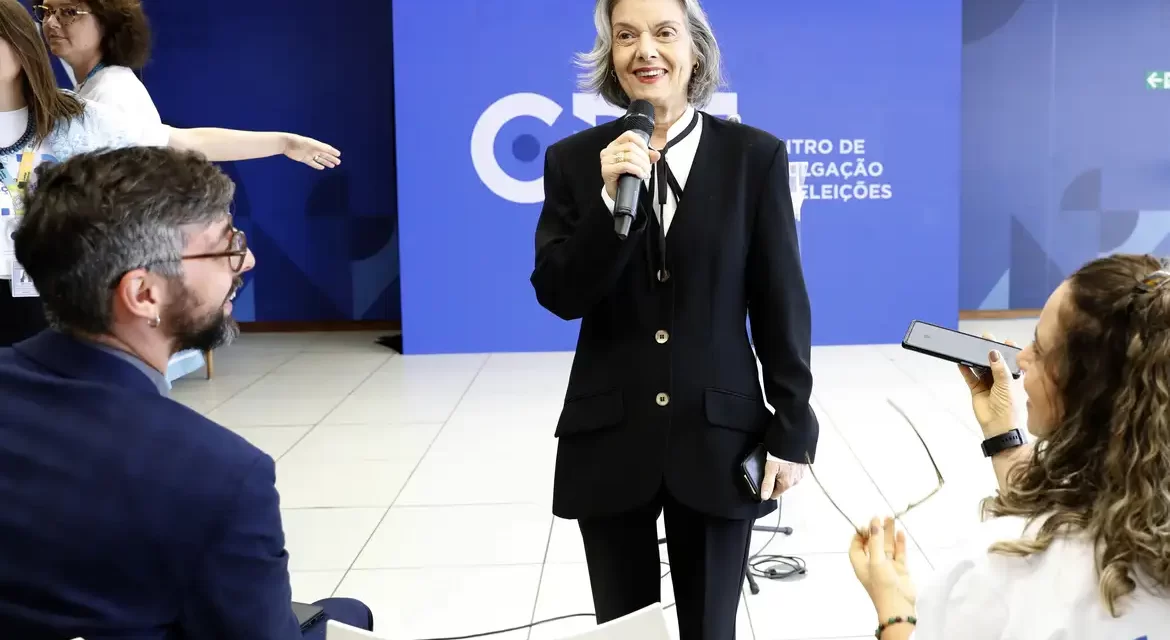 Cármen Lúcia promete pesquisa sobre motivos de abstenção