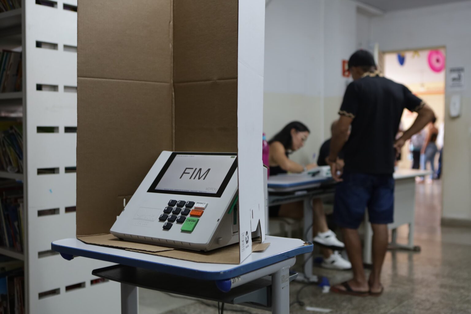 Com a 2ª maior entre as capitais, mais de 350 mil pessoas deixaram de votar em Goiânia