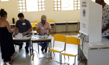 Cármen Lúcia convida eleitores a votarem no segundo turno