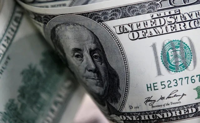 Dólar fecha a R$ 6,09 e tem novo recorde nominal, com fiscal no radar e mesmo após leilão extra do BC